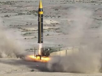 ایران با آزمایش موشک بالستیک در تنگه هرمز هشدار داد! - PersRail